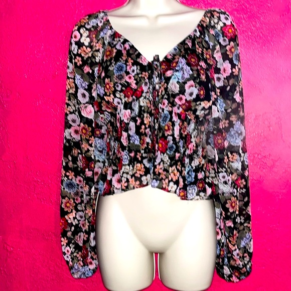 Express crop top floral print blouse. Sz xs. - Picture 1 of 12